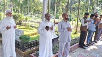 বিডিআর বি দ্রো হে নি হ ত বীর শহীদদের কবর জিয়ারতে জামায়াত আমীর