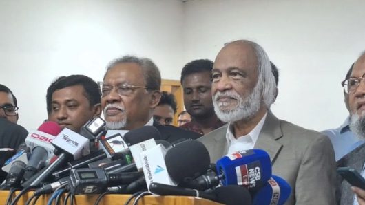 ১৫ বছরে গড়ে ওঠা কর্মকর্তারা ১৫ মাসে বদলে যাবেন না- আবদুল মঈন খান