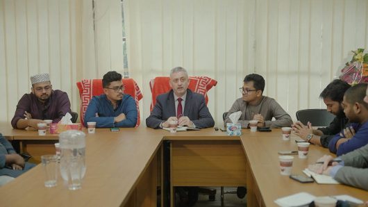 ডাকসু নেতৃবৃন্দের সাথে ইউরোপীয় ইউনিয়নের রাষ্ট্রদূতের সৌজন্য সাক্ষাৎ ও মতবিনিময়