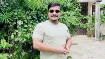 সিলেটে নি ষি দ্ধ ঘোষিত সংগঠন ছাত্রলীগের ক্যা ডা র রাহুল দেবনাথের হু ম কি তে নি রা প ত্তা হী ন সিলেটের হিন্দু কমিউনিটি নেতৃবৃন্দ