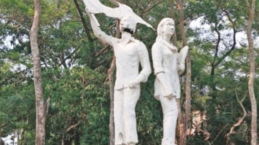 গত বছরের ৫ আগস্ট ভা ঙ চু র, এক বছরেও সংস্কার হয়নি ‘চেতনা ৭১’