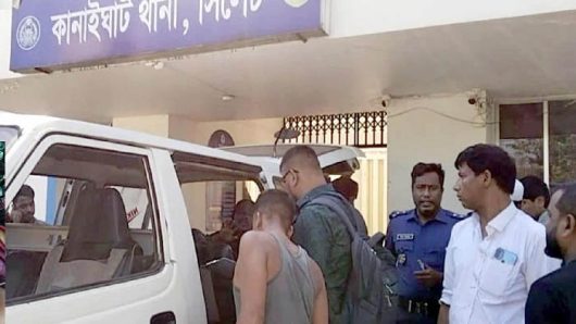 সিলেটে ঘরে ঢুকে গৃ হ ক র্তা কে কু পি য়ে হ ত্যা