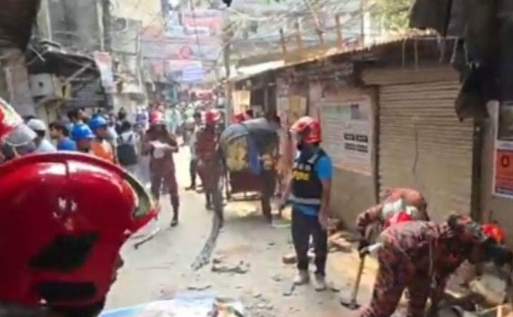 ভূমিকম্পে নি হ ত বেড়ে ৬, আ হ ত শতাধিক