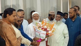 আওয়ামী লীগের উপর নির্বাচন চা পি য়ে দেওয়া জু লু ম হবে: ডা. শফিক