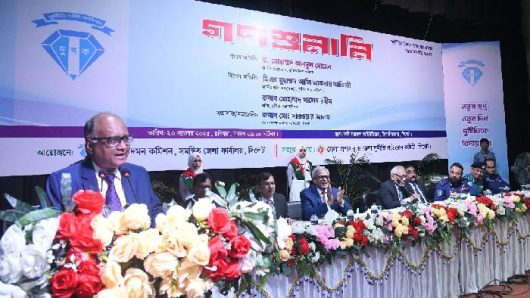সিলেটে গণশুনানি: অভিযোগ পেয়েই ওসমানী মেডিকেল কলেজের কর্মকর্তাকে বরখাস্তের নির্দেশ দুদক চেয়ারম্যানের
