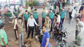 সিলেটে এবার অ*বৈধ গাড়ী পার্কিংয়ের বি রু দ্ধে অ ভি যা ন