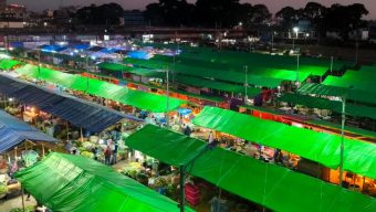 চমৎকার ব্যবস্থাপনায়ও অস্থির হকাররা, সন্ধ্যা নামলেই ফুটপাতে উঁকিঝুকি