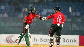 আয়ারল্যান্ডকে হারিয়ে সিরিজ সমতায় ফিরল বাংলাদেশ