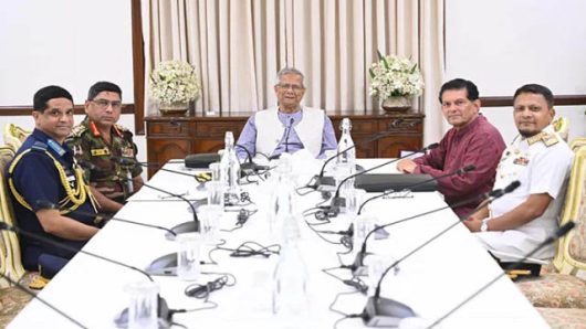 যমুনায় তিন বাহিনী প্রধান