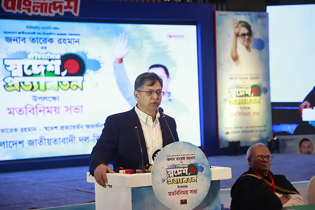সরকারের দুর্বলতার কারণেই ‘মবতন্ত্র’ প্রশ্রয় পেয়েছে: সালাহউদ্দিন আহমদ