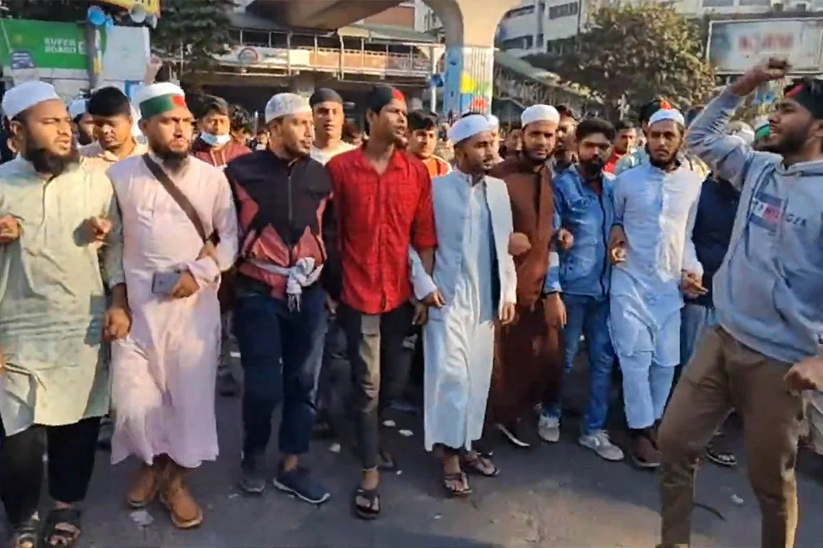 শাহবাগ এখন উ ত্তা ল
