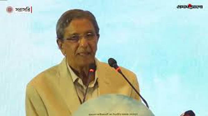 সংকটময় সময়ে আপনারা পাশে দাঁড়িয়েছেন, যা খুব ভালো বিষয়: প্রথম আলোর সম্পাদক