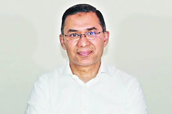 তারেক রহমানের অপেক্ষায় দেশ