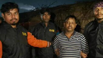 ওসমান হাদিকে হ ত্যা চেষ্টা: শ্যুটার ফয়সালের সহযোগী গ্রে প্তা র