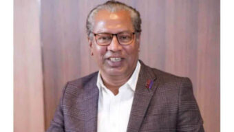 সুনামগঞ্জ-৫ আসনে (স্বতন্ত্র) প্রার্থী মিজান চৌধুরীর মনোনয়নপত্র সংগ্রহ