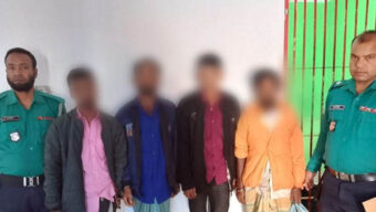 যে সব সাংবাদিক এই সব জায়গা থেকে টাকা নেয় তাদের আইনের আওতায় আনা হোক