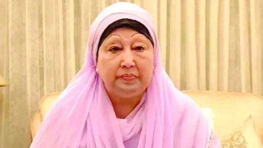 লন্ডনে নেয়া হচ্ছে না খালেদা জিয়াকে : এয়ার অ্যাম্বুলেন্সের অনুমতি বাতিল