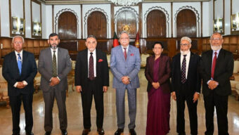 রাষ্ট্রপতির সাথে বৈঠক করেছেন প্রধান নির্বাচন কমিশনার এ এম এম নাসির উদ্দিনের নেতৃত্বাধীন কমিশন
