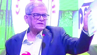 ধর্মের নামে বি ভা জ নে একটি গোষ্ঠী