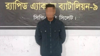 সিলেটে কুরিয়ার সার্ভিসের গাড়িতে ডা কা তি : আ ট ক ১
