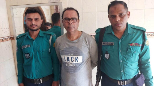 সিলেট থেকে ছাতকের সাবেক মেয়র কালাম চৌধুরী গ্রে প্তা র