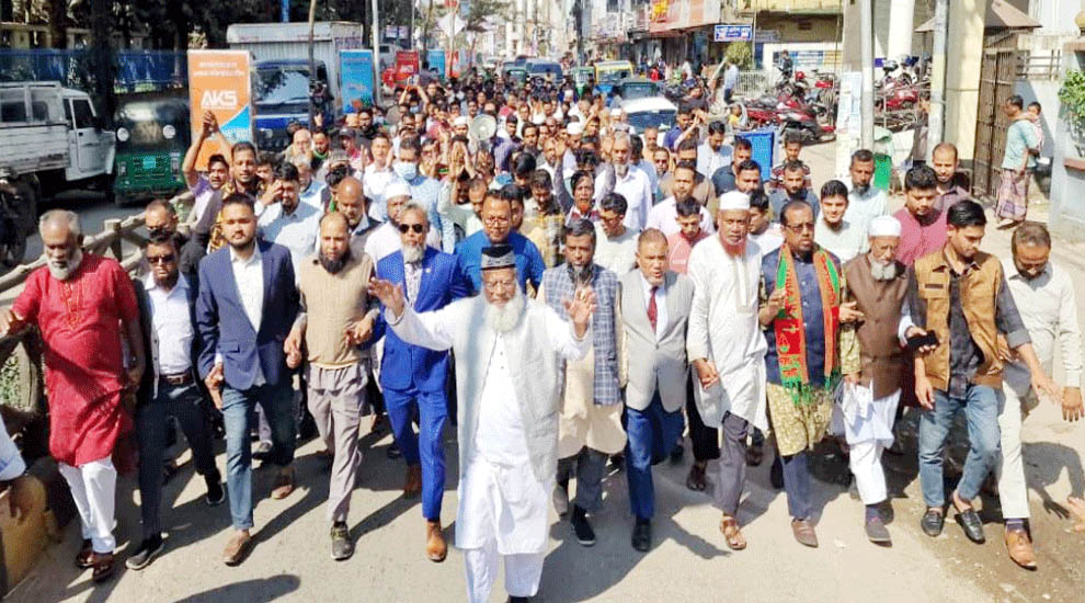 নগরীর মেন্দিবাগে দাঁড়িপাল্লার সমর্থনে গণসংযোগে গণজোয়ার