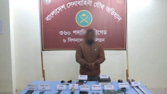 সেনাবাহিনীর অ ভি যা নে ছাত্রলীগ নেতা আ ট ক, অ স্ত্র উদ্ধার