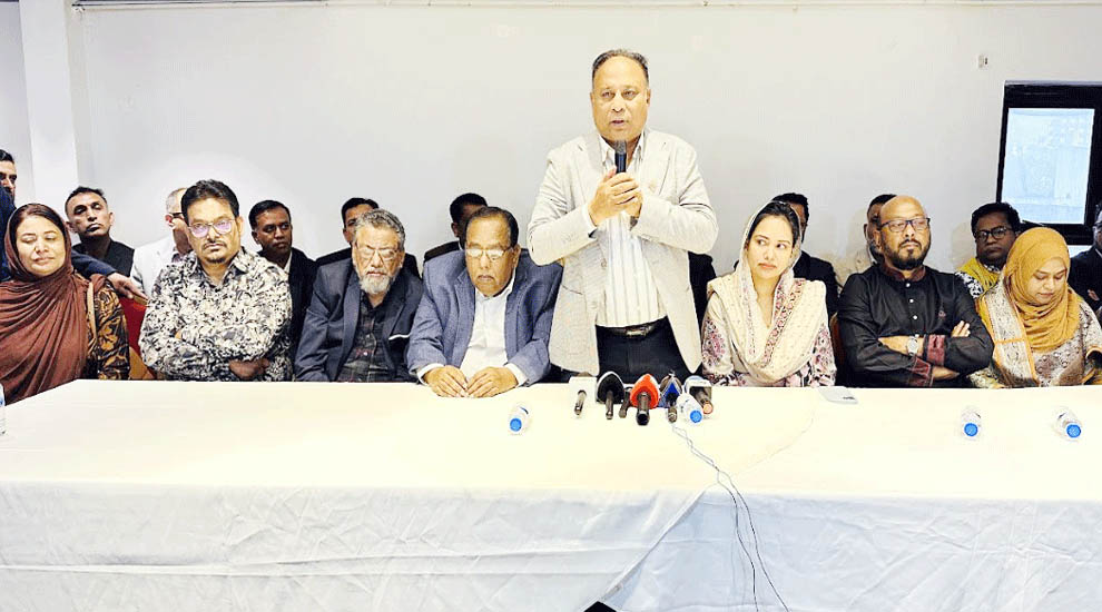 দলের স্বার্থে আমাদের মাঝে মূলত কোনো বিভেদ নেই: এমরান আহমদ চৌধুরী