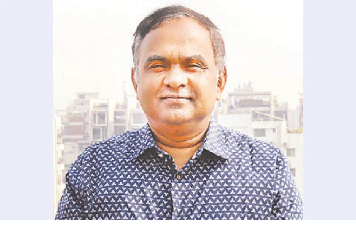পরিবেশ ক্রমেই অ স হি ষ্ণু, বি প জ্জ ন ক হয়ে উঠছে