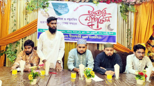 সাংবাদিক ও বন্ধুপ্রতিম ছাত্রসংগঠনের সাথে শাবি ছাত্রমজলিসের ইফতার