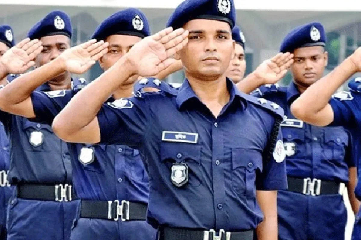 শিগগির ১০ হাজার নতুন কনস্টেবল নিয়োগ দেওয়া হবে: স্বরাষ্ট্রমন্ত্রী