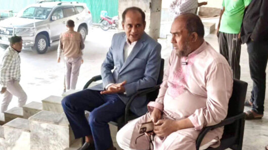 সিসিক প্রশাসক সকাল ৮টায় ফটকে বসে উপস্থিতি পর্যবেক্ষণ, দিলেন ক ঠো র বার্তা