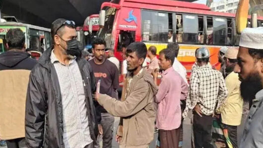 ভোট উপলক্ষে আজও বাড়িমুখো মানুষ, নেই ভোগান্তি