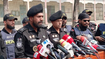 যেকোনো পরিস্থিতি মোকাবেলায় সতর্ক থাকবে র‌্যাব
