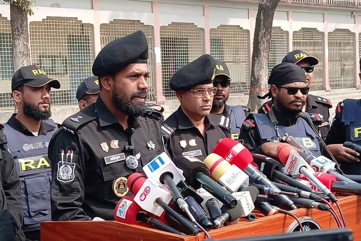 যেকোনো পরিস্থিতি মোকাবেলায় সতর্ক থাকবে র‌্যাব