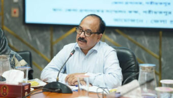 ঢাকার ১৪০০ ভোটকেন্দ্র ঝুঁ কি পূ র্ণ : বিভাগীয় কমিশনার