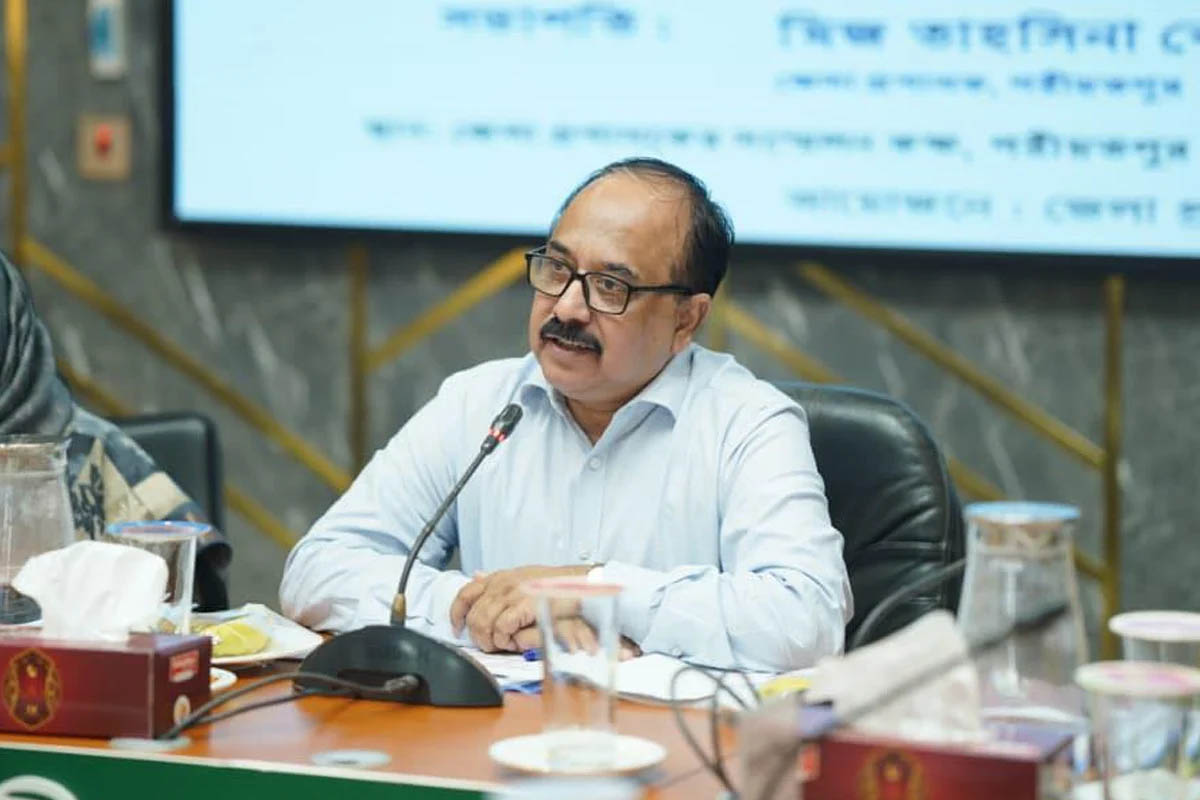 ঢাকার ১৪০০ ভোটকেন্দ্র ঝুঁ কি পূ র্ণ : বিভাগীয় কমিশনার