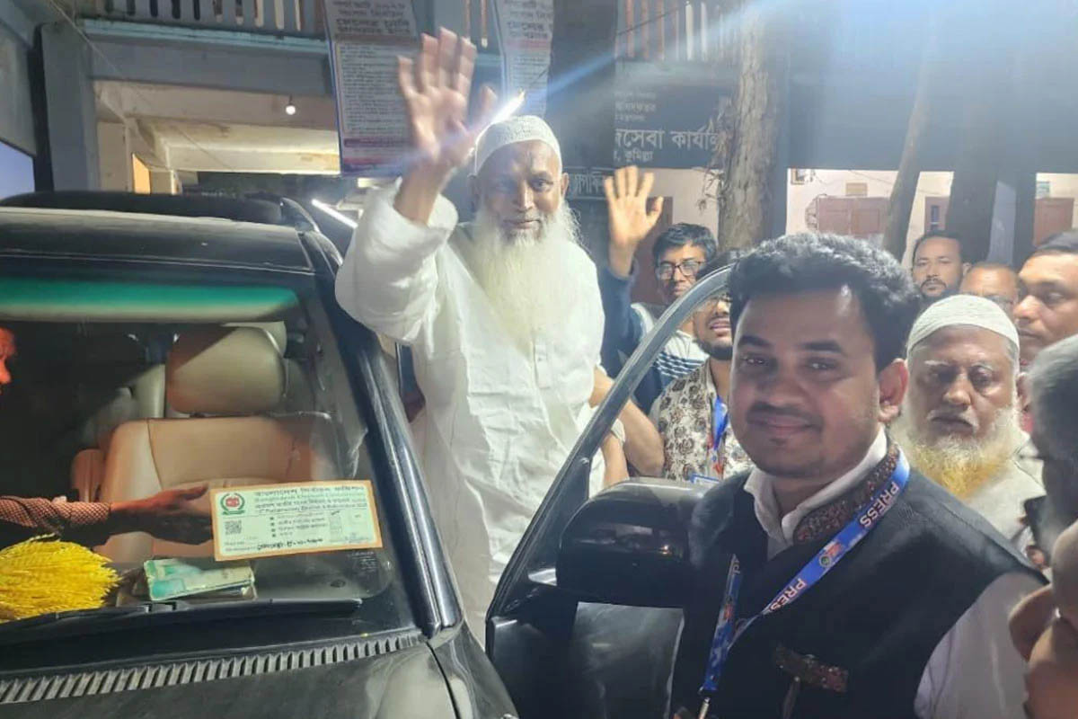 কুমিল্লা-৩ এ কায়কোবাদের ৬ষ্ঠ জয়