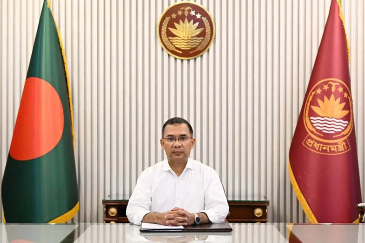 ছুটির দিনে প্রথমবার তেজগাঁওয়ে অফিস করলেন প্রধানমন্ত্রী