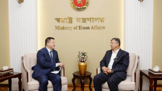 বাংলাদেশে আরও বেশি চীনা বিনিয়োগের আহ্বান স্বরাষ্ট্রমন্ত্রীর