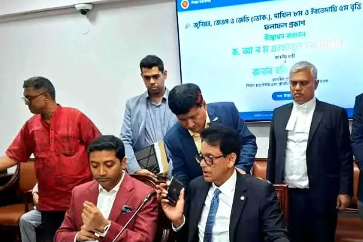 শিক্ষার উন্নয়নে বিভিন্ন উদ্যোগ নিতে যাচ্ছে সরকার : শিক্ষামন্ত্রী