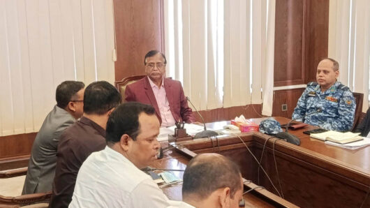 নগর ভবনে প্রথম সভা প্রশাসক আবদুস সালামের