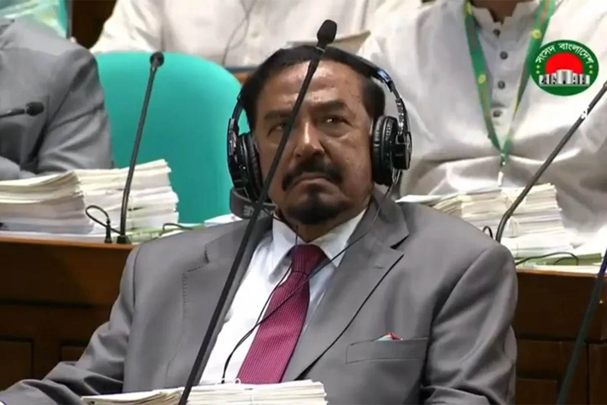 ত্রয়োদশ সংসদের স্পিকার হলেন মেজর হাফিজ উদ্দিন আহমদ