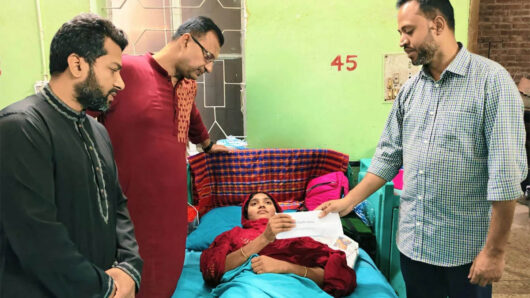 এ তি ম জান্নাতীর চি কি ৎ সা য় পাশে দাঁড়ালেন প্রধানমন্ত্রী তারেক রহমান