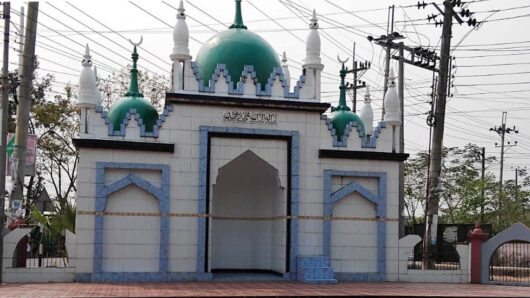 টিলাগড় শাহ মদনী ঈদগাহে ঈদুল ফিতরের জামাত যখন