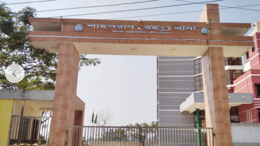 সিলেটে পুলিশে আ*ট*ক মাদক ব্যবসায়ীদের ছি*নি*য়ে নিল সহযোগীরা