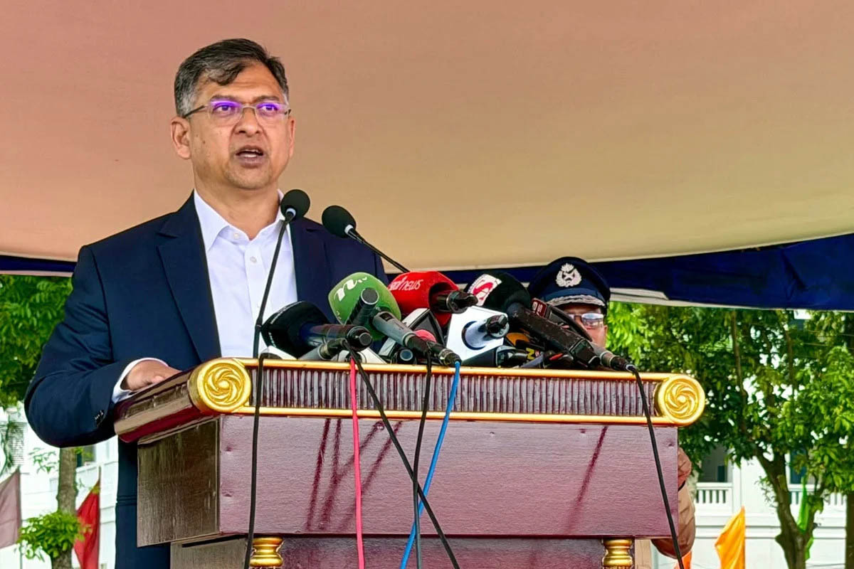 পুলিশ হবে জনগণের বন্ধু : স্বরাষ্ট্রমন্ত্রী