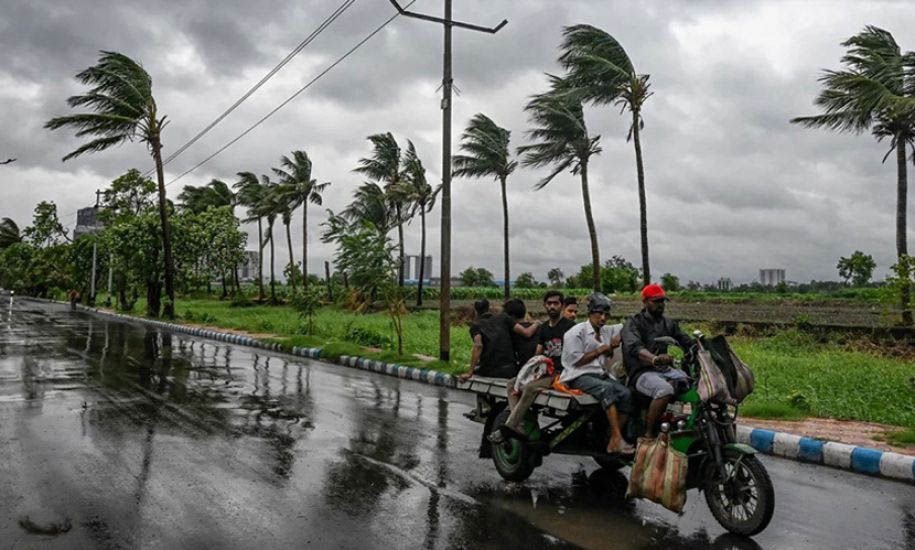 সিলেটে ৬০ কিমি বেগে ঝড়ের আভাস