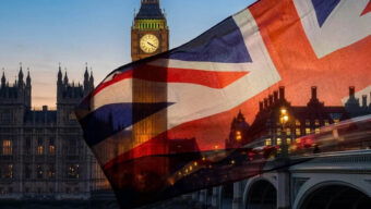 সব ধরনের ভিসা ফি বাড়াল যুক্তরাজ্য