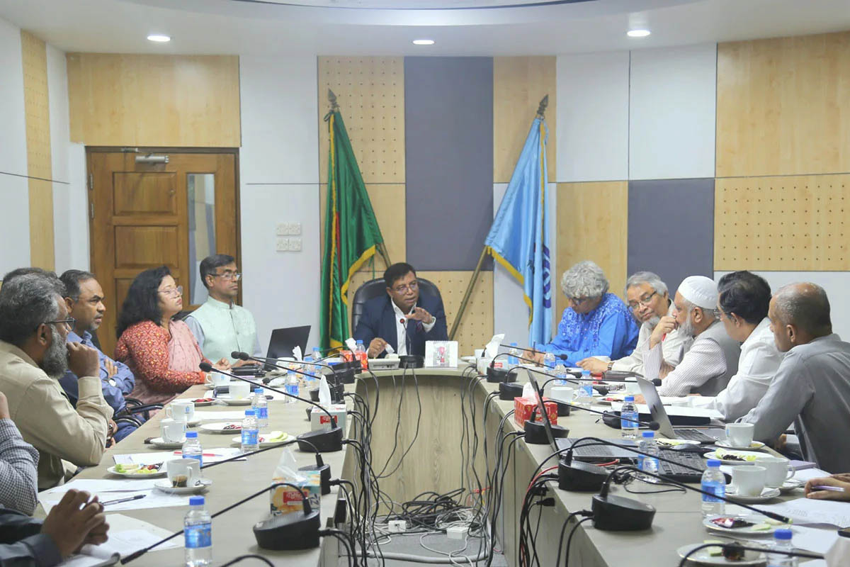 সব বিশ্ববিদ্যালয়ে ৬০ দিনের মধ্যে ফ্রি ইন্টারনেট সুবিধা দেওয়ার নির্দেশ